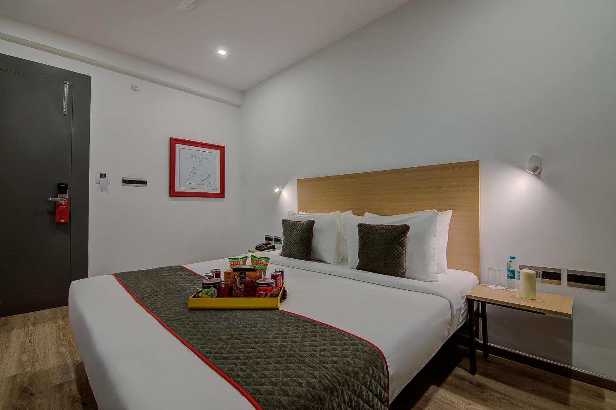 Super Townhouse Global Village Tech Park Near Kengeri Bus Terminal Metro Station Bangalore Esterno foto