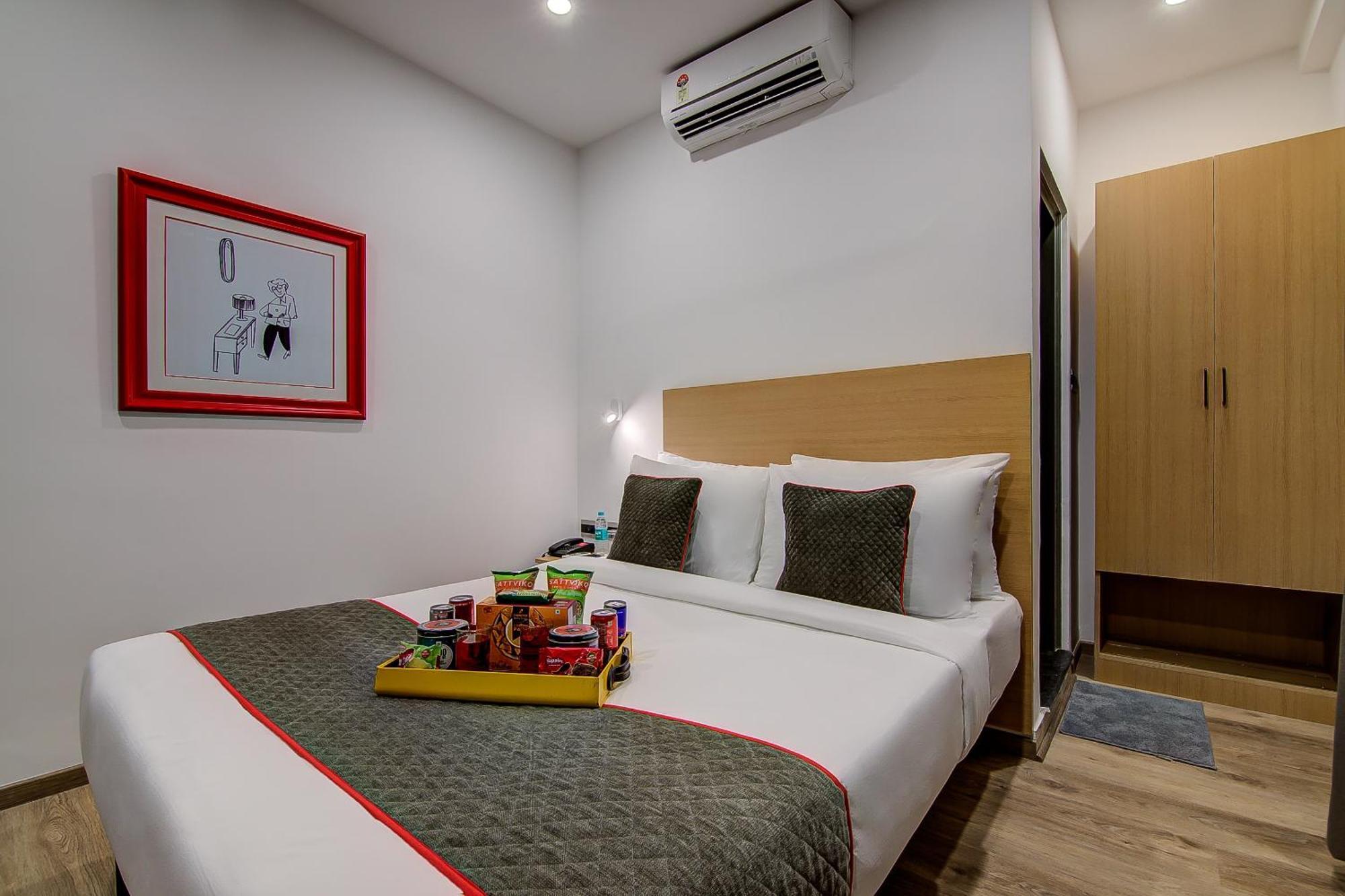 Super Townhouse Global Village Tech Park Near Kengeri Bus Terminal Metro Station Bangalore Esterno foto