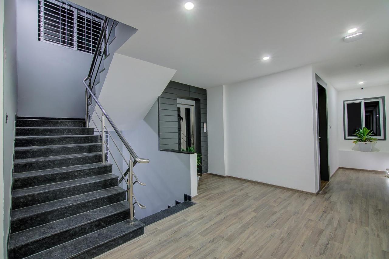 Super Townhouse Global Village Tech Park Near Kengeri Bus Terminal Metro Station Bangalore Esterno foto